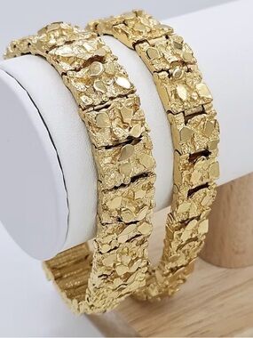 Gold Men's Textured Link Bracelet - Unbranded